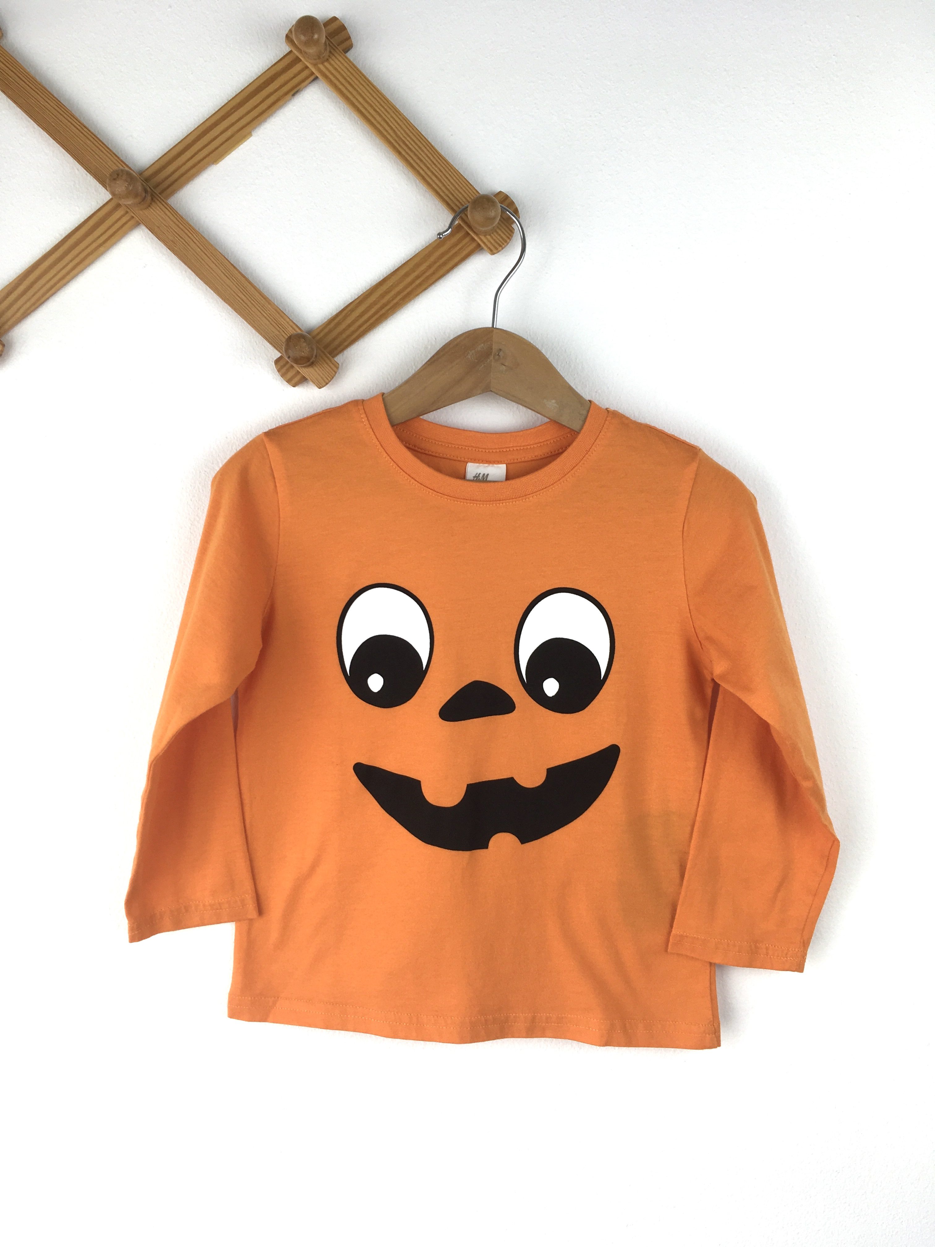 H&M เสื้อแขนยาวลายฟักทอง สีส้ม (2)